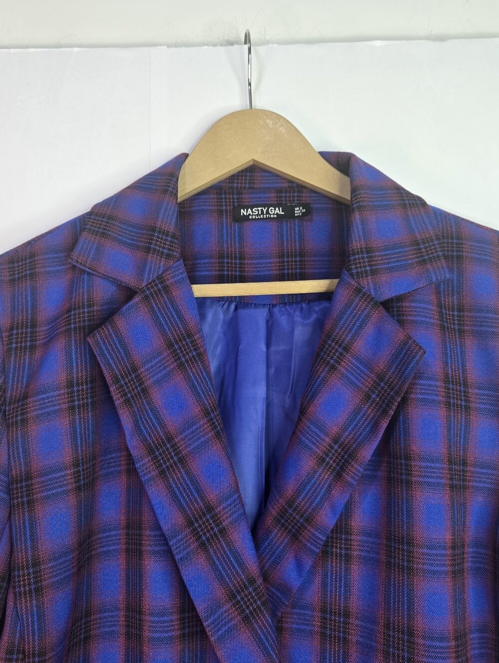 Nasty Gal Women Size 2 (Small) Bold Blue 2-Button Plaid Lined Blazer, Pockets - Picture 4 of 10